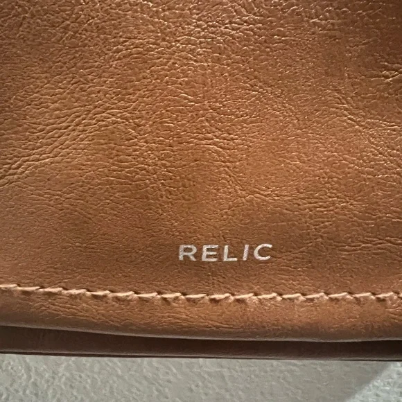 Relic Medium Size Flap Crossbody Purse Camel Brown Color NWOT - Picture 3 of 12